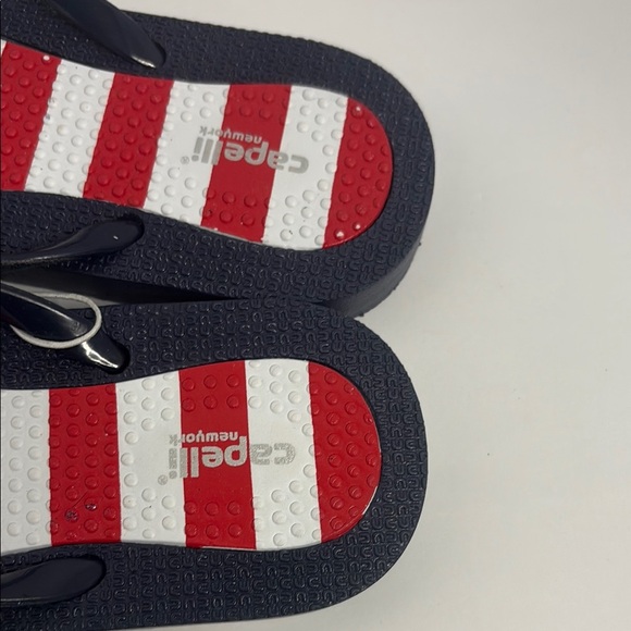Capelli of New York Kids Red, White, and Blue Star Flip Flops - Picture 4 of 12